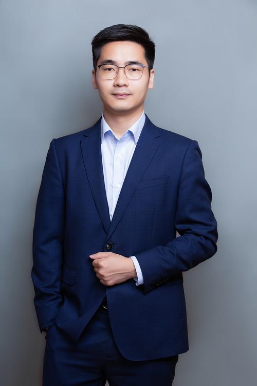 蒋孝春 灯光与摄影艺术负责人